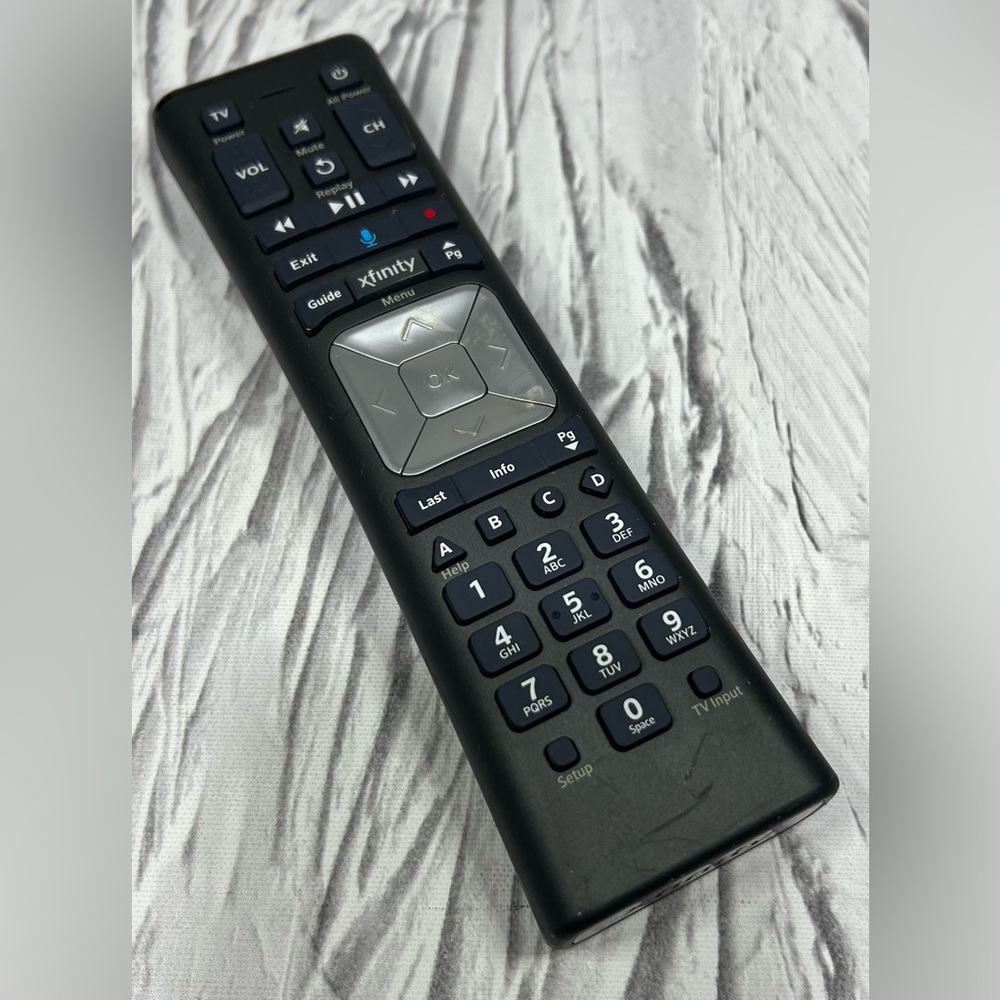 XFINITY COX CONTOUR CABLE REMOTE XR11-RF Voice Activated Cable TV Remote TESTED